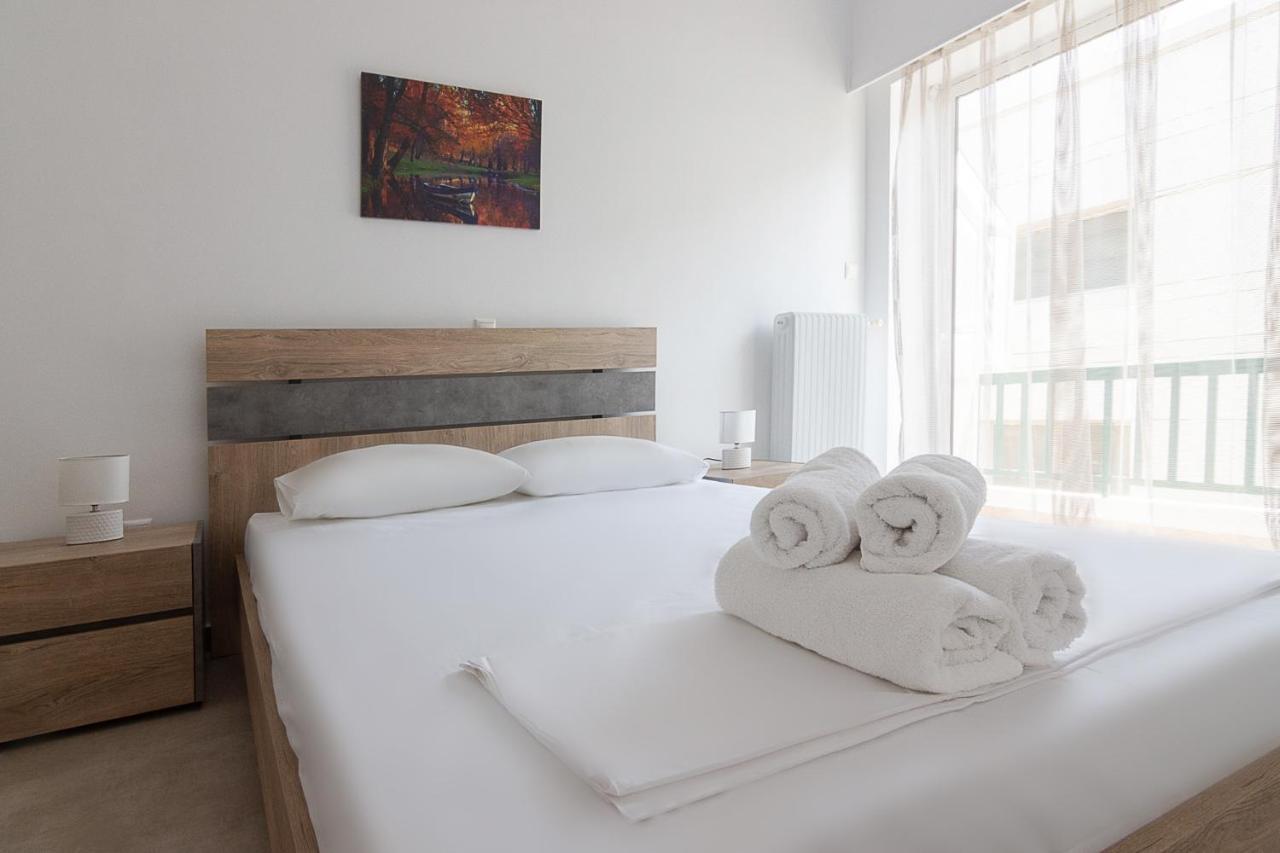 Renovated Apartment Next To Panathenaic Stadium Atenas Exterior foto