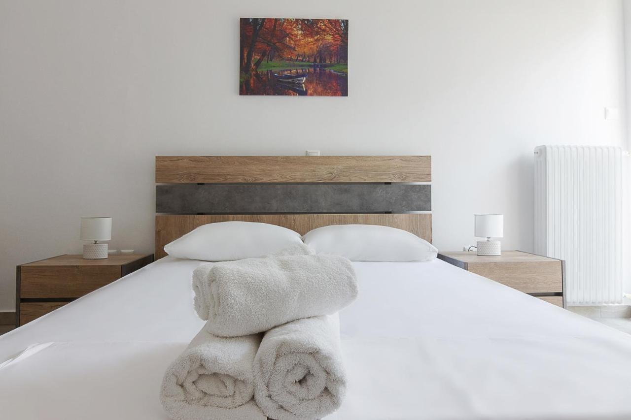 Renovated Apartment Next To Panathenaic Stadium Atenas Exterior foto